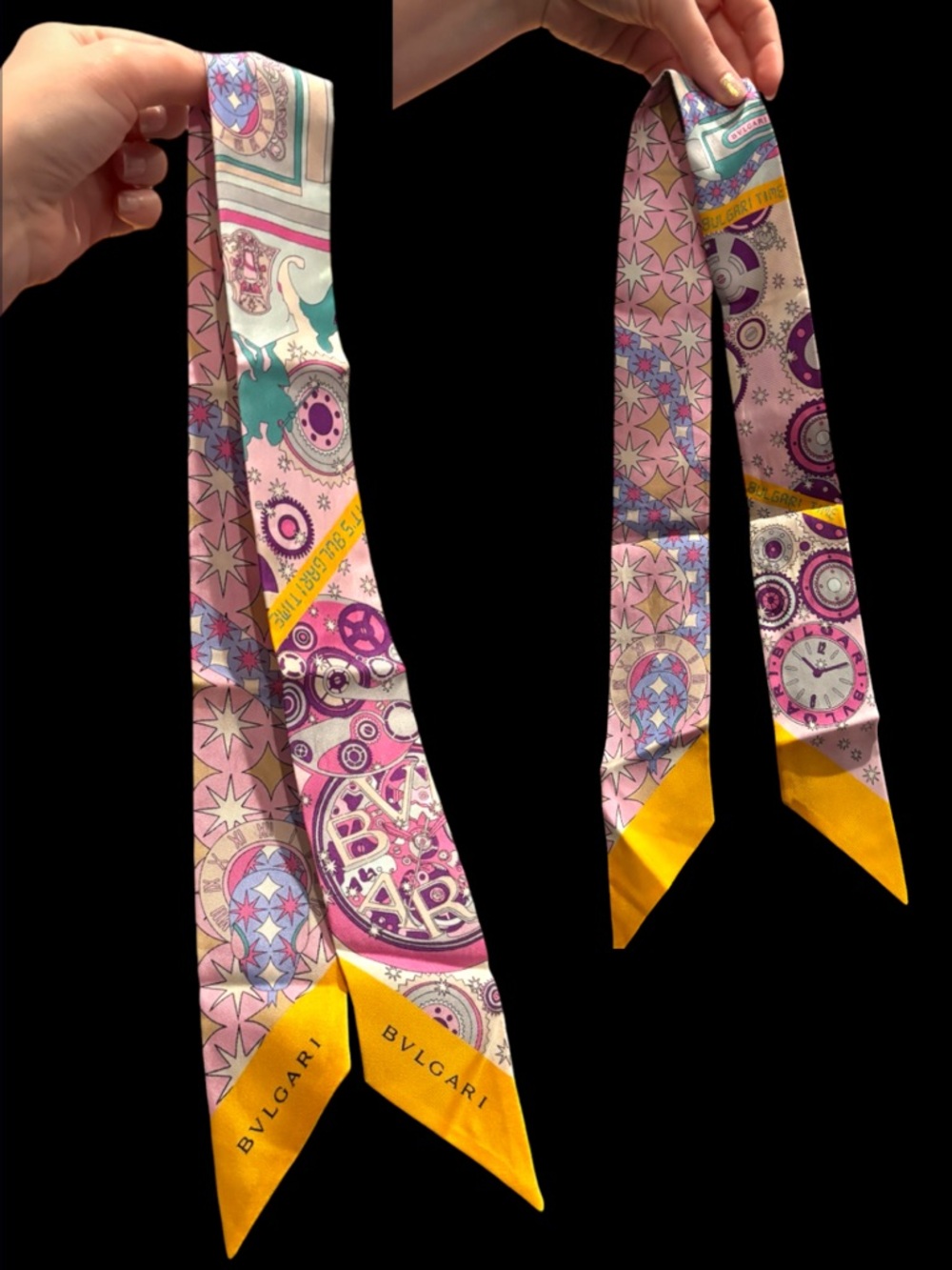 Bvlgari Shelley Twilly scarf - like new - pink and purple Gear pattern